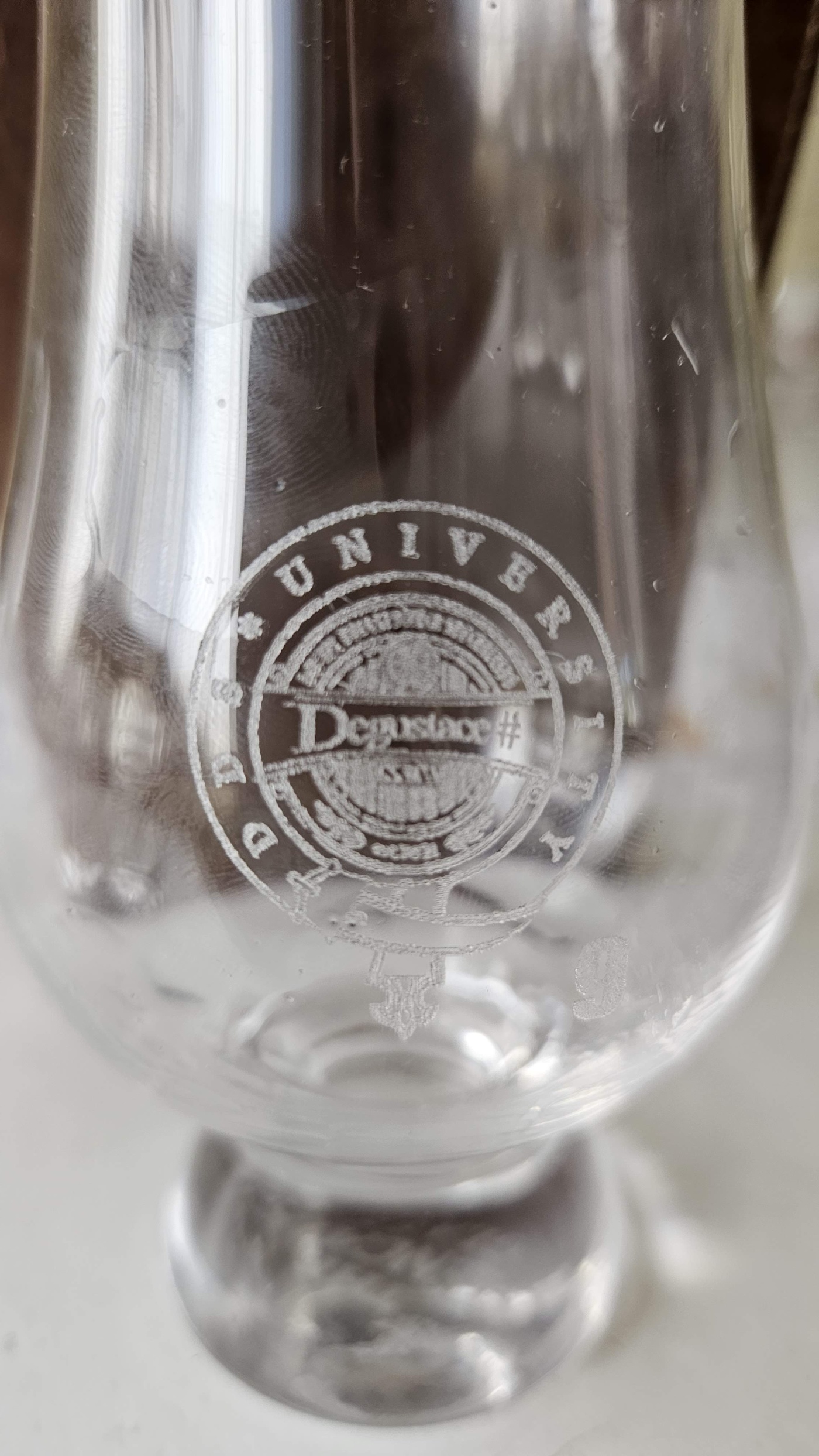 Degustace DDS # 5 - Vy(Whi)sok kola ivota
Zboen Kostelec - 12.8.2023
DDS SSaM (Divize degustanch specialist Spolku Sbratel alkoholickch Miniatur)
Whisky Ginger (Tullamore Dew) - Old Fashioned (Jack Daniel`s) - Dimple 15yo blended whisky - Glenfiddich 12yo single malt whisky - Aberfeldy 12yo single malt whisky - Arran Sauternes cask finish single malt whisky - Penicillin (Ballantines fines`t, Laphroaigh islay single malt scotch whisky) - Highland Park 12yo single malt whisky - Kilchoman Machir Bay single malt whisky - Port Charlotte Heavily Peated single malt whisky