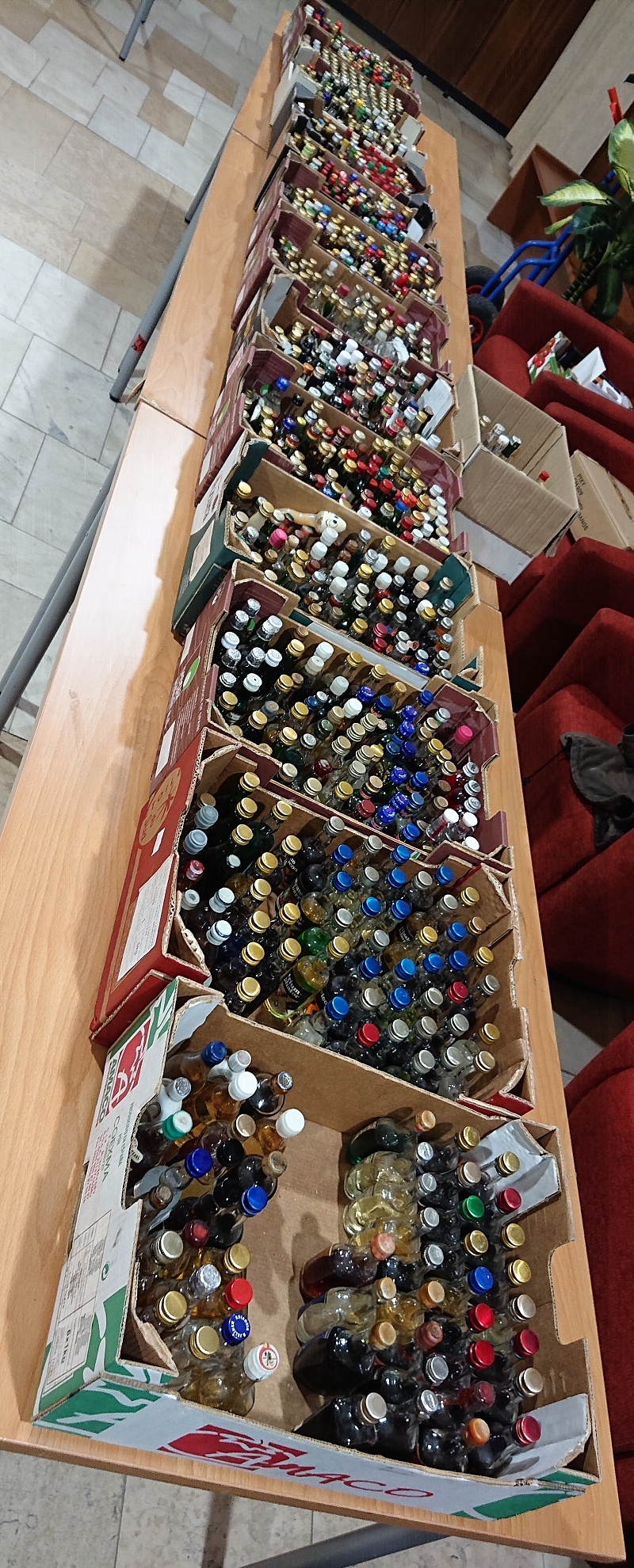 Burza minifľaštičiek alkoholu - Minibottles collectors meeting
Praha - 24.11.2018
SSaM - Spolek Sběratelů alkoholických Miniatur