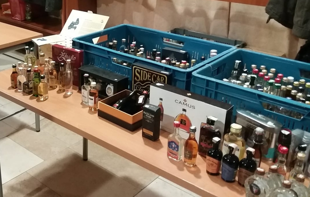 Burza minifatiiek alkoholu - Minibottles collectors meeting
Praha - 30.11.2019
SSaM - Spolek Sbratel alkoholickch Miniatur