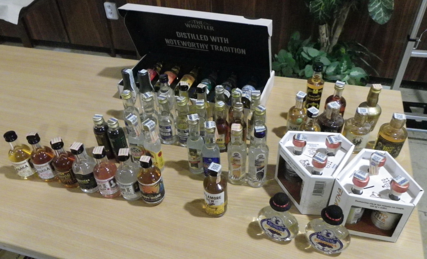 Burza minifatiiek alkoholu - Minibottles collectors meeting
Praha - 21.5.2022
SSaM - Spolek Sbratel alkoholickch Miniatur