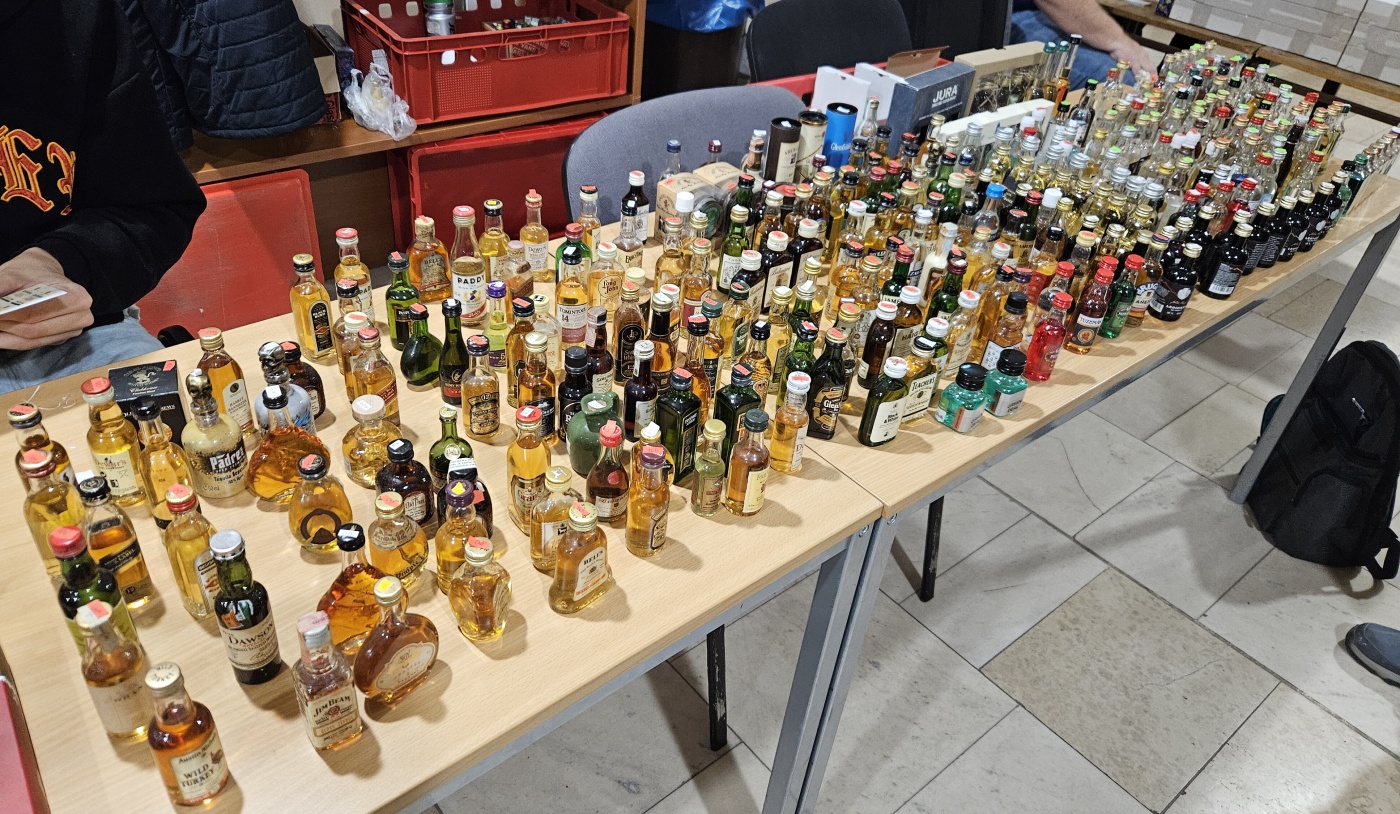SSaM - Burza minif�a�ti�iek alkoholu - Minibottles collectors meeting
Praha - 30.11.2024