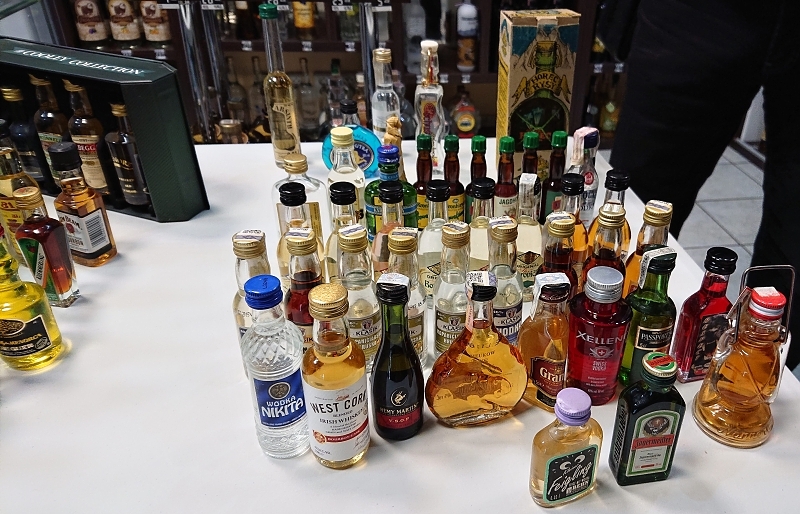 Burza minifatiiek alkoholu
22.9.2018 - Poprad
SSaM
Spolek Sbratel alkoholickch Miniatur