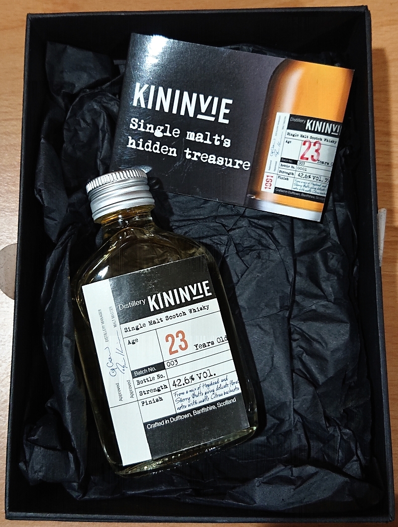 Distillery Kininvie
Single malt scotch whisky
23 years old
Burza minifatiiek alkoholu - Minibottles collectors meeting
Praha - 19.5.2018
SSaM - Spolek Sbratel alkoholickch Miniatur