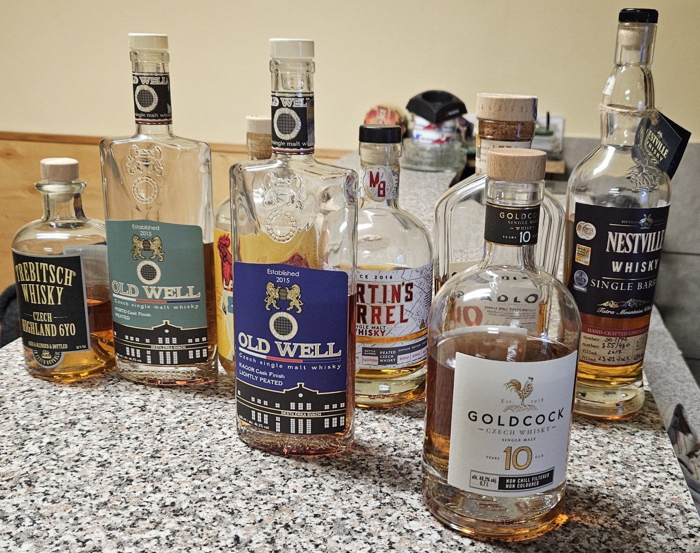 Degustace DDS # 6 - czech&slovak vision of whisky
Zboen Kostelec - 25.11.2023
DDS SSaM (Divize degustanch specialist Spolku Sbratel alkoholickch Miniatur)
Old Well Bourbon & Porto cask finish Single malt Unpeated - Trebitsch Highland 6YO Blended - Prdlo single malt 10yo - Nestville Single barrel Limited edition - Lafaette Single malt - GoldCock Single malt 10yo - Martin`s Barrel Single malt Peated 5yo - Old Well Bourbon & Kagor cask finish Single malt Lightly peated