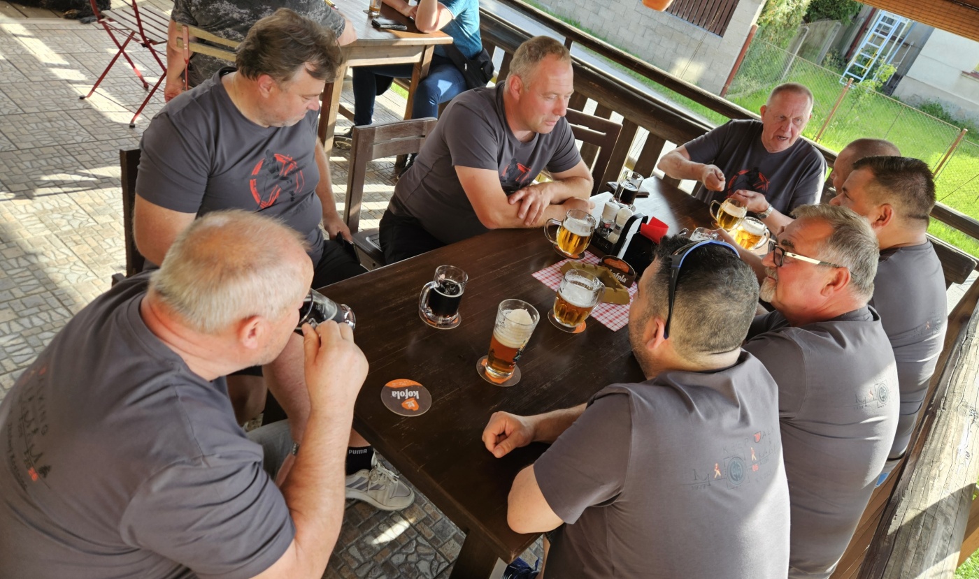 Degustace DDS # 11 - Don`t Be Blind to Blended Whisky - Keep Walking
Zbo�en� Kostelec - 6.6.2026
DDS SSaM (Divize degusta�n�ch specialist� Spolku Sb�ratel� alkoholick�ch Miniatur)
Monkey Shoulder - Old St. Andrew`s Nightcap - Mackinlay`s Shackleton - Springbank Campbeltown Loch - Johnnie Walker Island Green - Compass Box The Peat Monster - Big Peat Small Batch - (Old Smuggler - Johnnie Walker Blue Label)